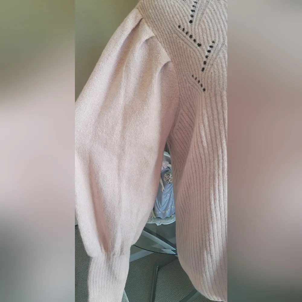 Liz Claiborne  Sweater - Image 3