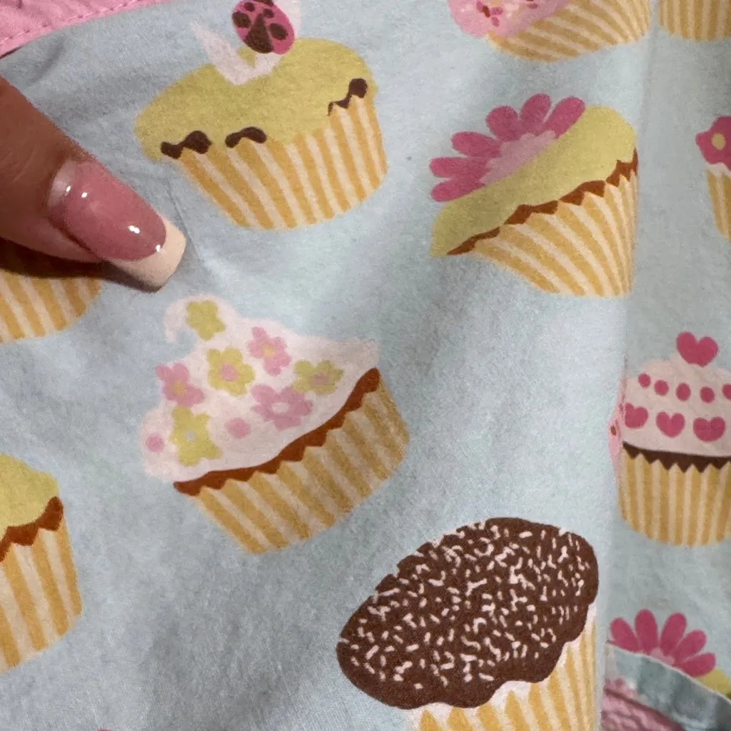 Colorful Cupcake Apron with Pink Accents - Image 7
