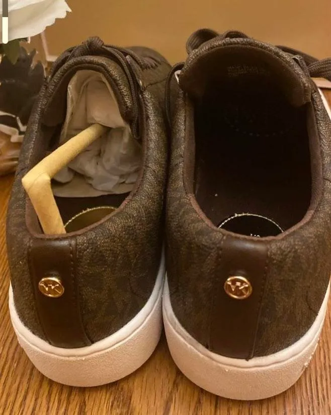 AUTHENTIC MICHAEL MK logo-print PVC sneaker. Size 7.5M - Image 3