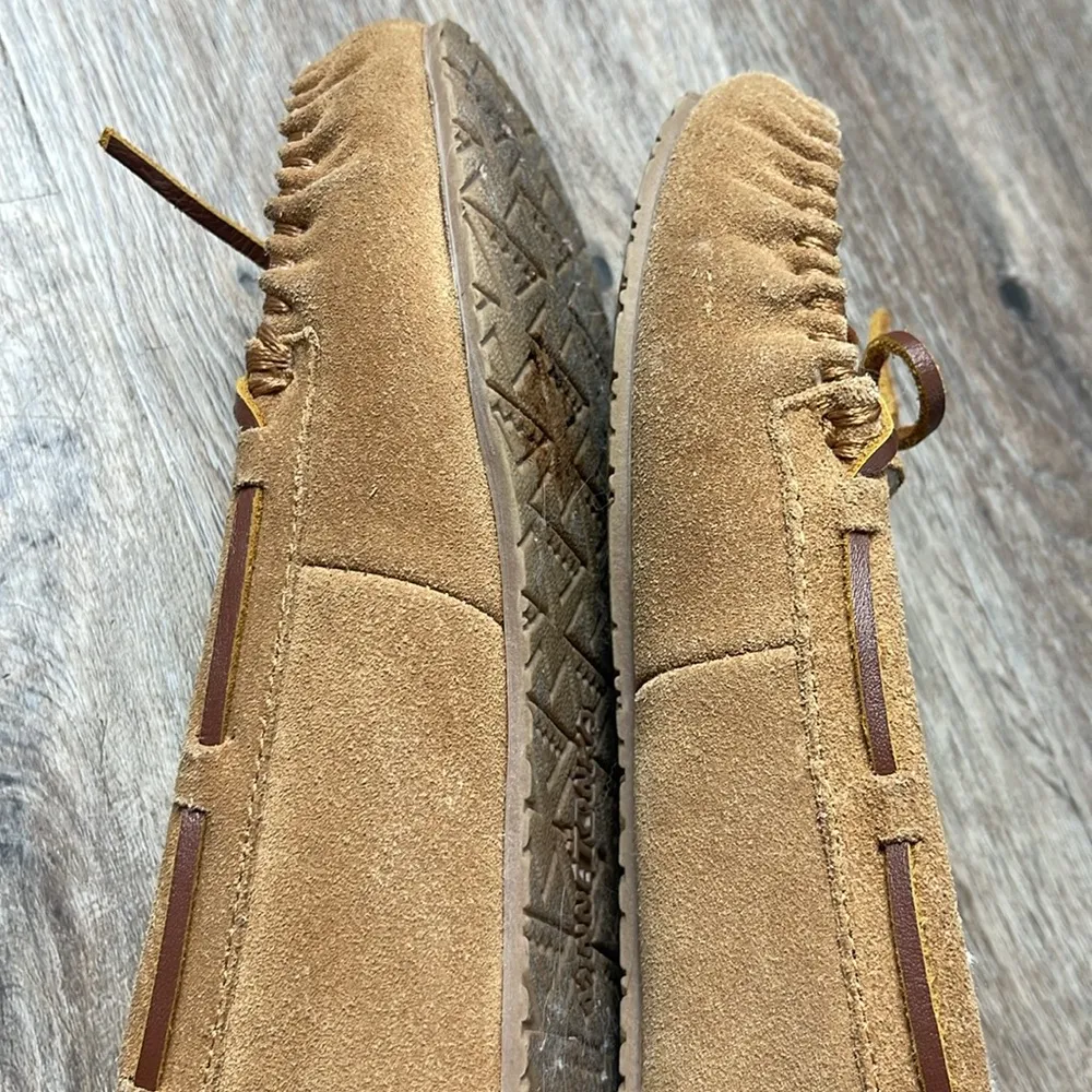 Minnetonka “Callie” Leather Moccasin Slippers Size 6 - Image 12