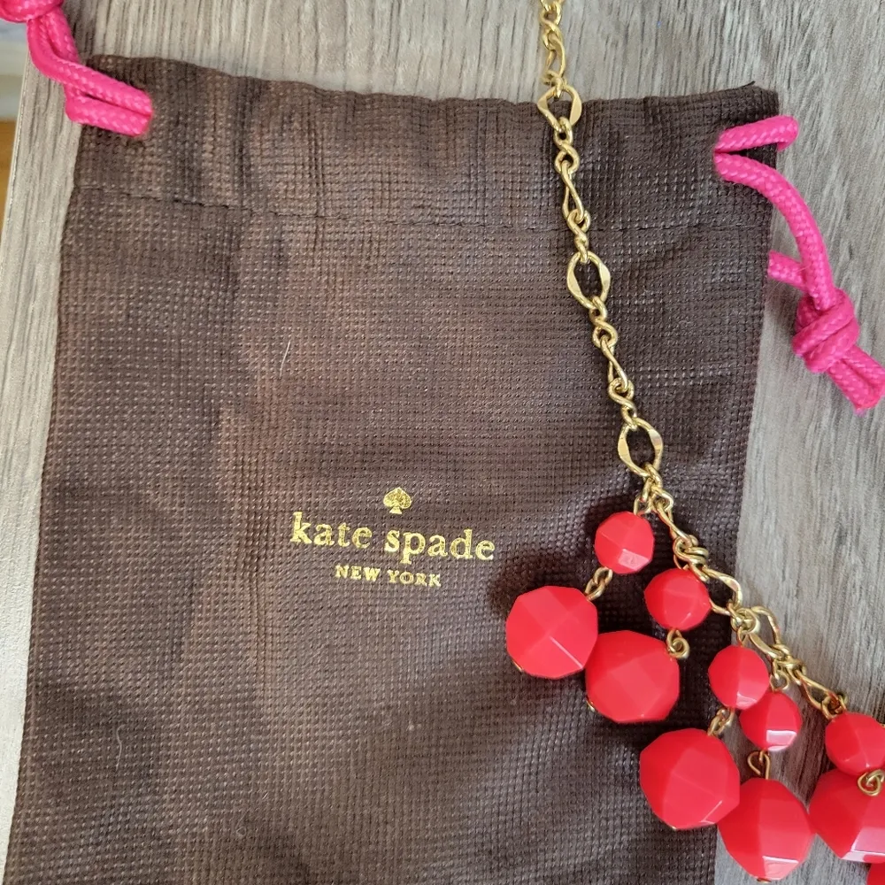 Kate Spade New York Gold Tone Faceted Salmon Resin Dangles Necklace - Image 14