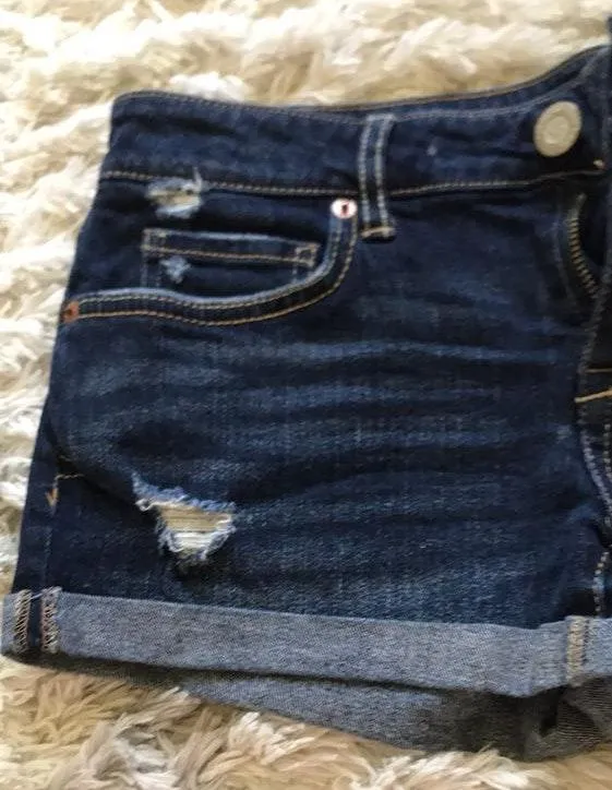 Aeropostale Distressed Denim Shorty Shorts - Image 7