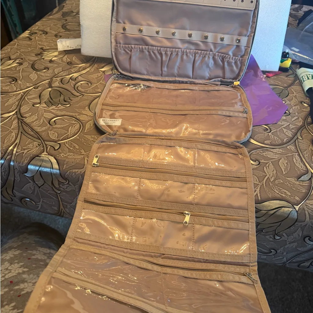 BAGSMART Black Quilted Women's Tote - Image 4