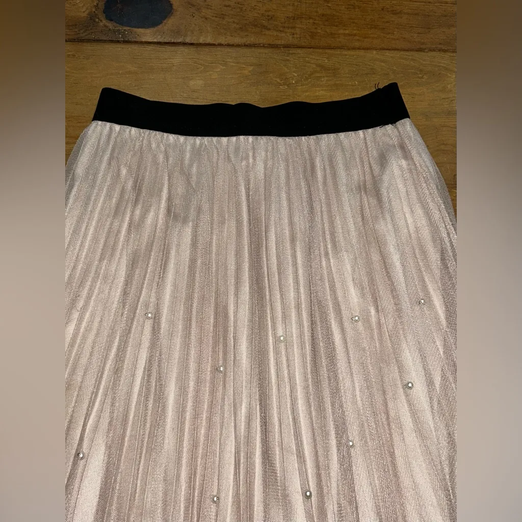 Woman’s Sadie & Love Blush Pink Pearl Tulle Midi Skirt – Size Small Black - Image 6