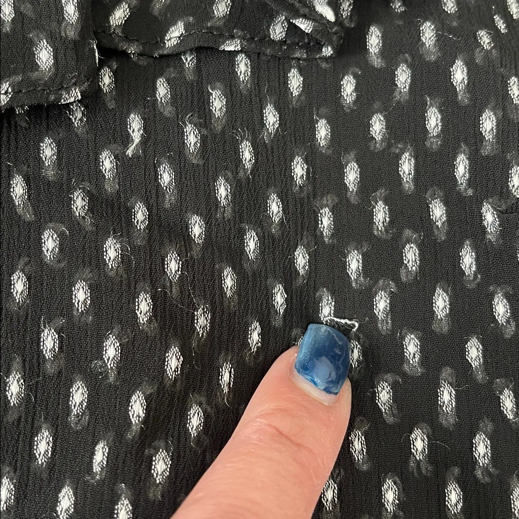 Avec Les Filles Ruffle Long Sleeve Blouse Women’s Medium - Image 6