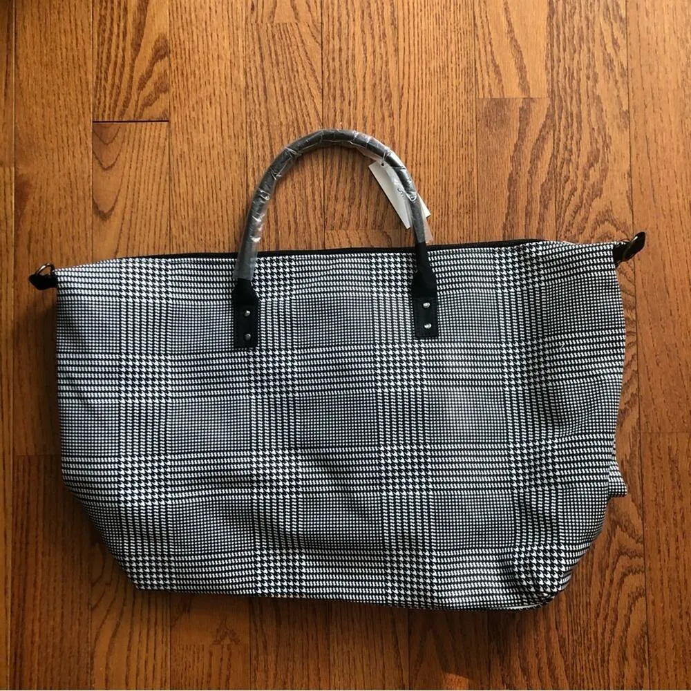 Lulu Dharma Frasier Overnight Travel Weekend Black White Tote Bag NWT - Image 6