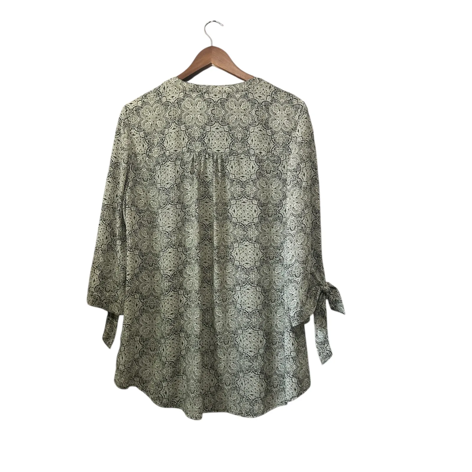 Westport paisley print long sleeve polyester buttom down blouse size 1X‎ - Image 6