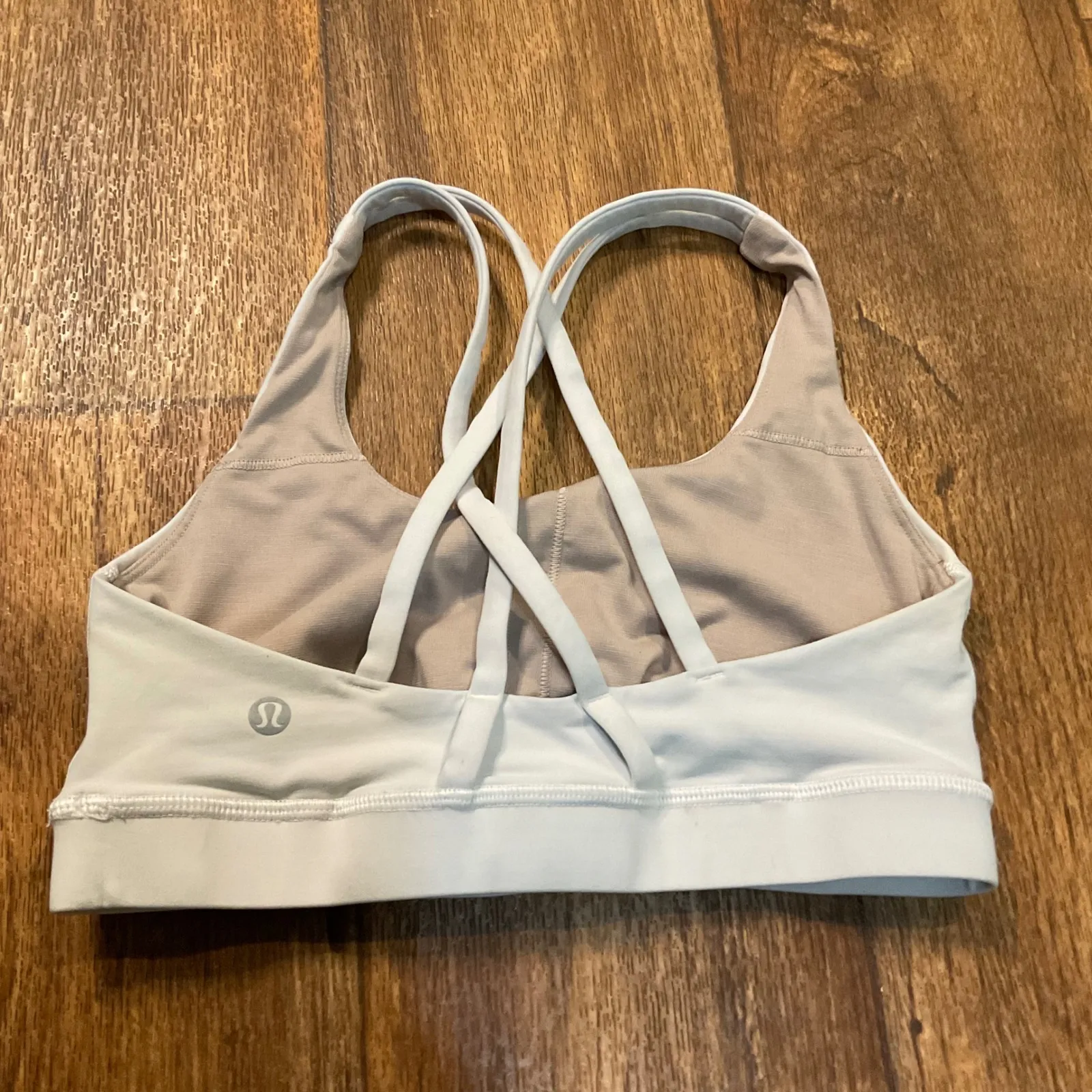 Lululemon Energy Sports Bra Size 6 White Criss Cross Back Workout Womens Athletc - Image 2