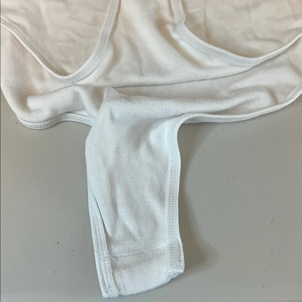 Mangopop Scoopneck Tank Top Bodysuit White Size Medium - Image 4