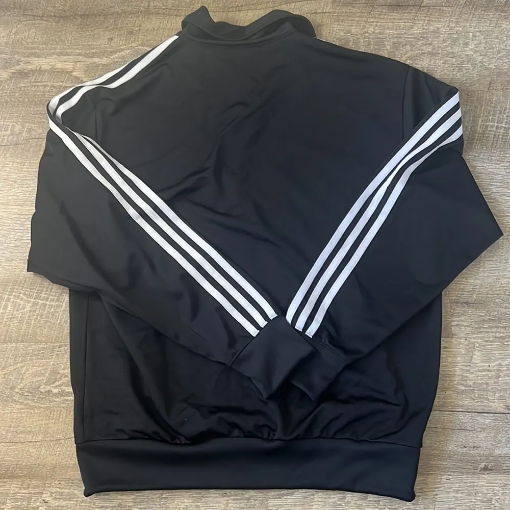 NWOT Women’s Black & White Tracksuit Zip Up Size Medium - Image 3