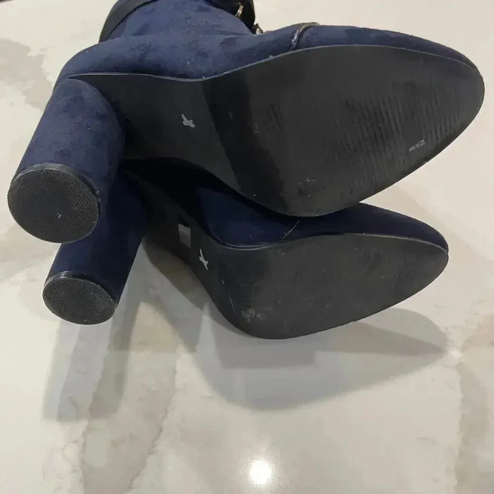 Hot Kiss Dark Blue Velvet Ankle Booties with Ribbon & Gold Zipper Women's 7.5 - Image 7