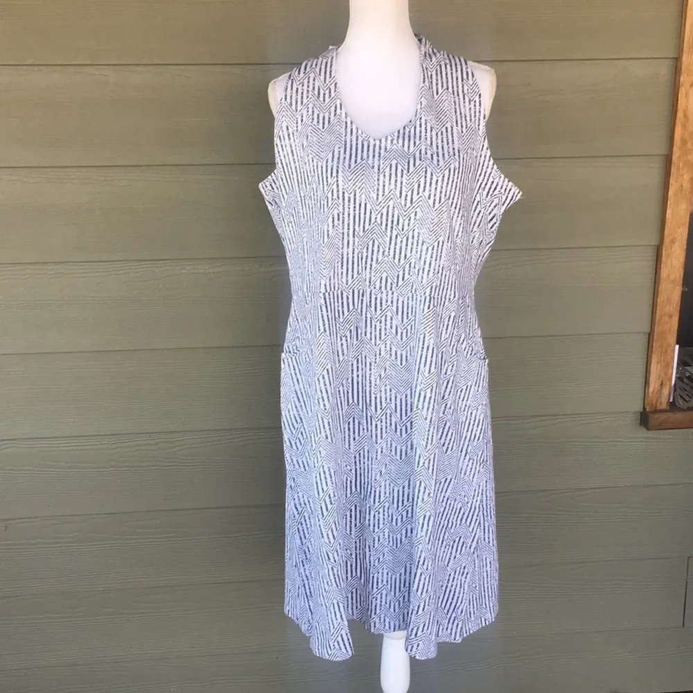Aventura “Lachlan” Dress Size 2X - Image 2