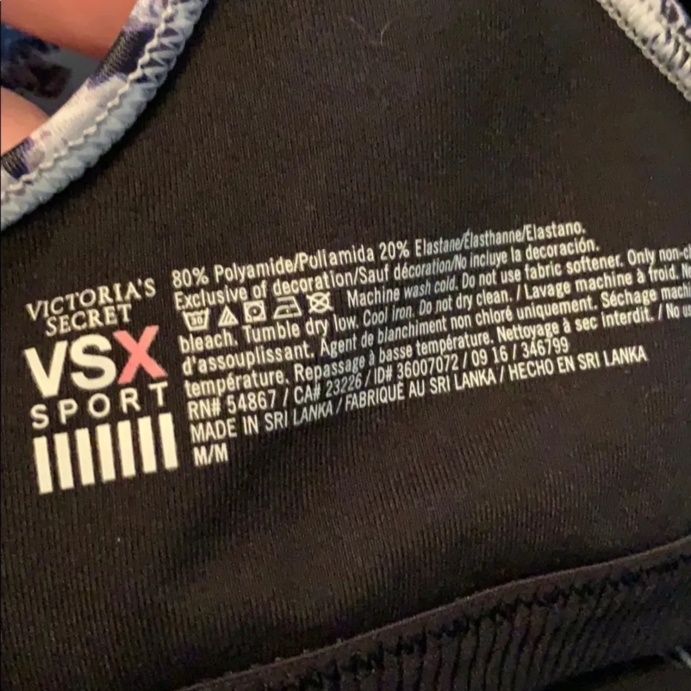 Victoria’s Secret VSX Star Print Sports Bra - Image 5