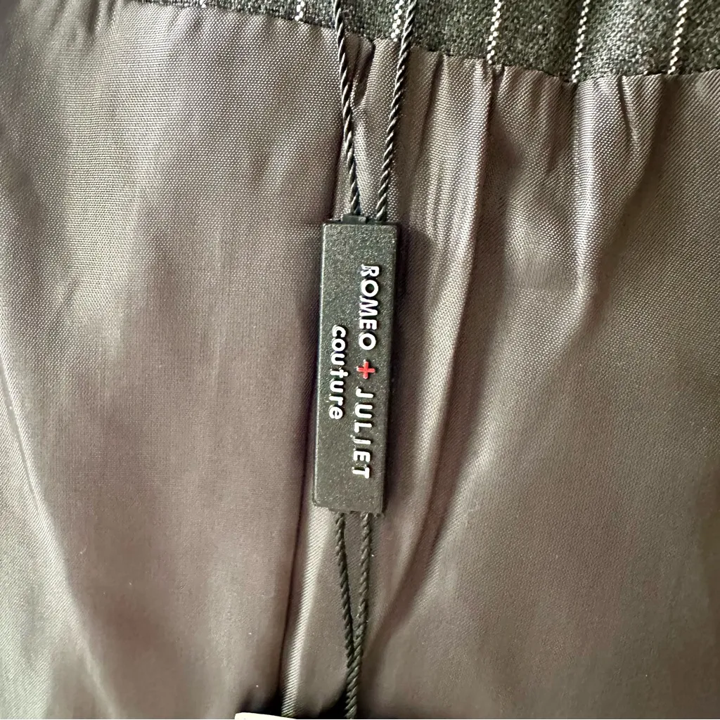 Romeo & Juliet Couture Black Pinstripe Blazer with Embellishments Elegant Goth - Image 13