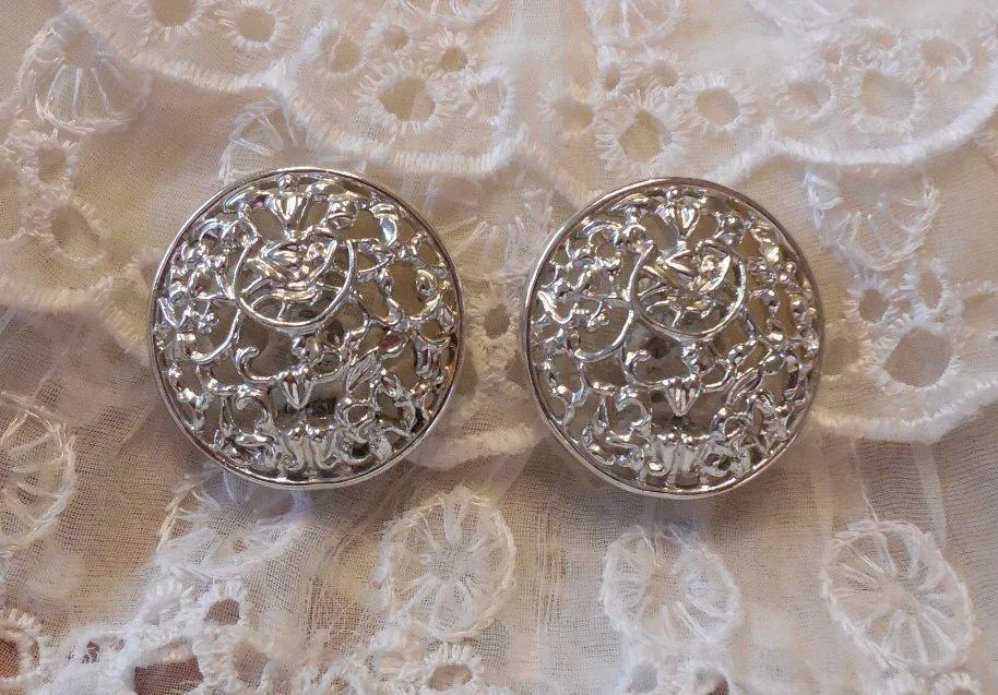 Sarah Coventry Vintage  Silver Tone Filigree Clip On Earrings “Frozen Lace” - Image 2