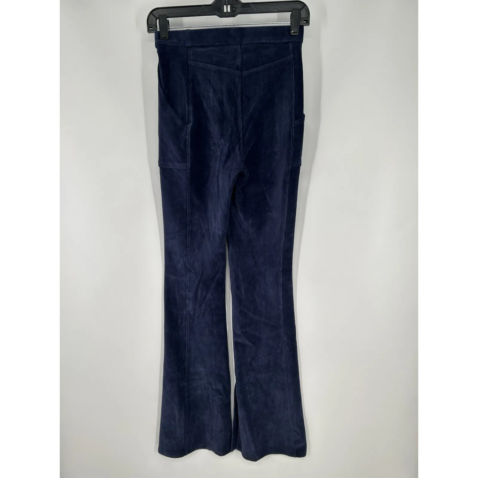 Alo Yoga Micro Corduroy High Waist Winter Break Flare Pant Pants Flared Navy XS - Image 2