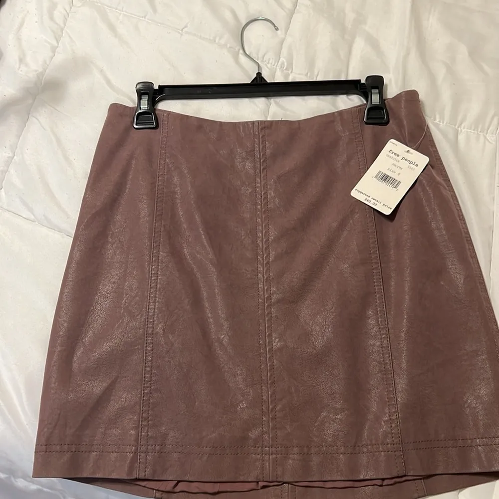 ✨NWT | Free People | Mauve Leather Skirt - Image 5