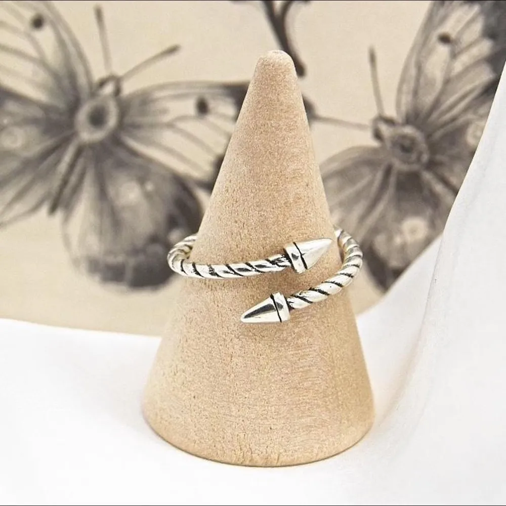 Simple Spike Ring Silver - Image 4