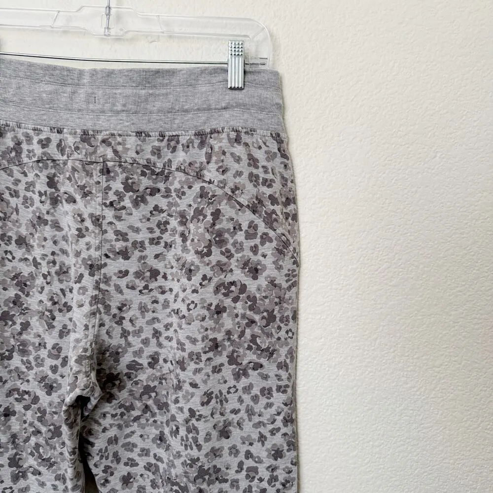 [Athleta] Heather Gray Balance Abstract Leopard Print Jogger Pants Size Medium M - Image 9
