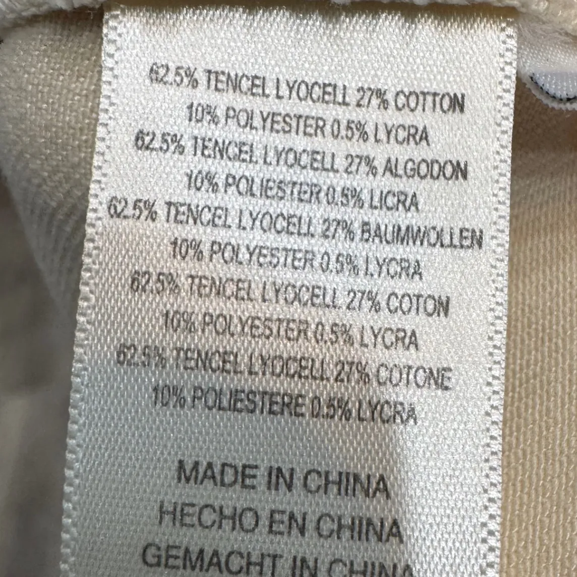 Cloth & Stone Seamed Vest
Cream Button Front Sleeveless Vest Top Women's Size S - Image 7