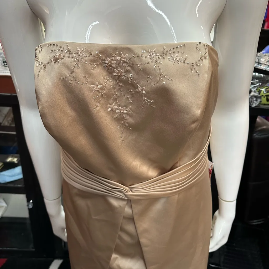 David’s Bridal sz 20 long gold formal dress - Image 4