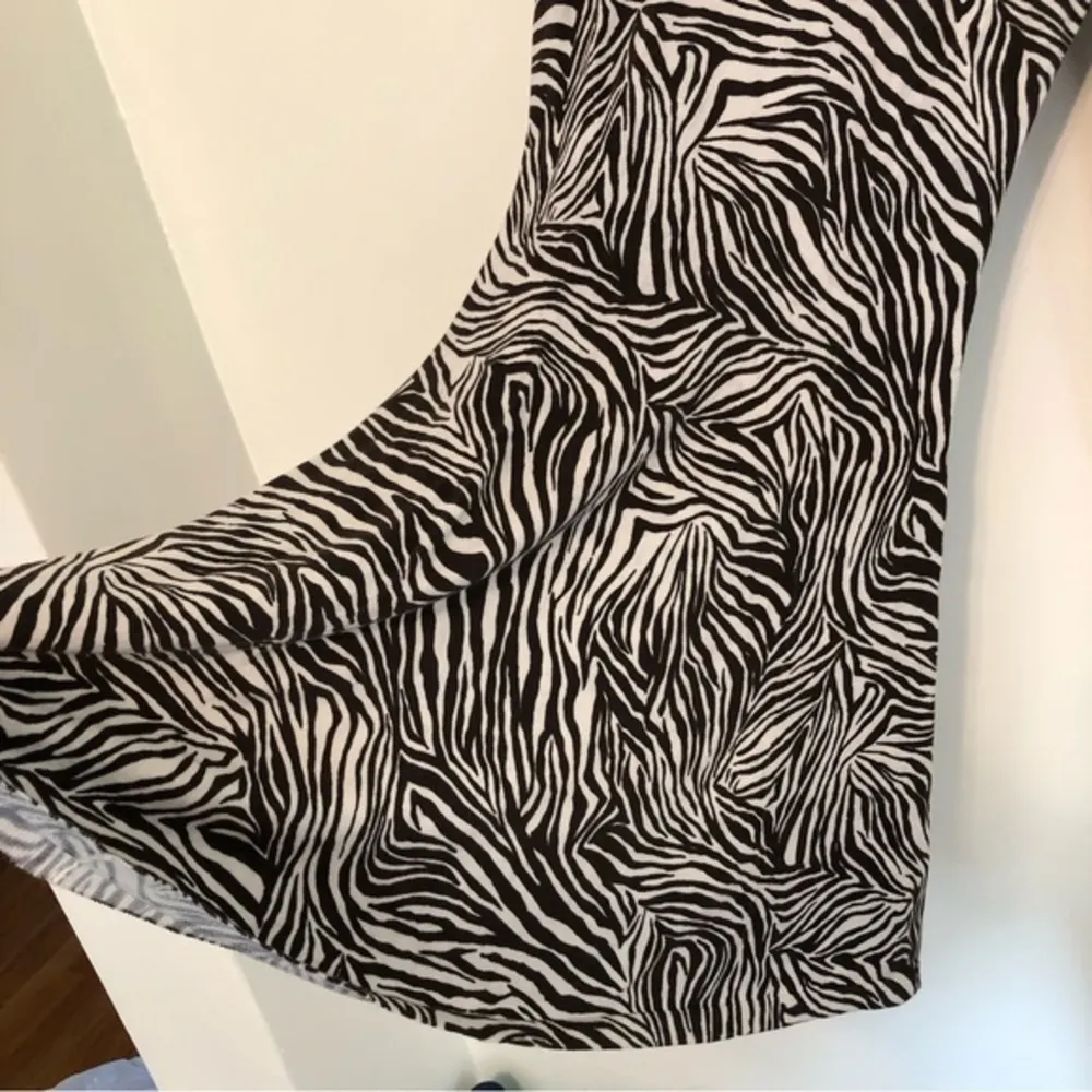 MICHAEL MICHAEL KORS MK Animal Print Metallic Sweater Dress Brown White Zebra M Size M - Image 7