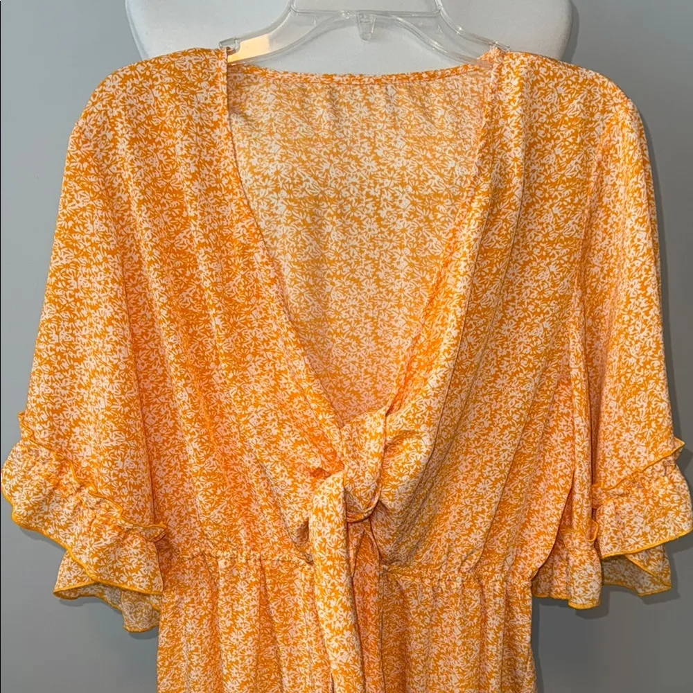 Floral Golden Yellow Floral Print Tie Front Shorts Romper Women's XL Gold - Image 2