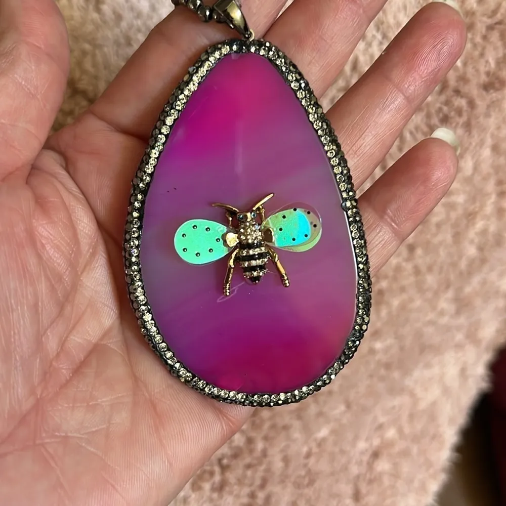 RARE Betsey Johnson Pavé & Stone Bee Beaded Statement Necklace - Image 3