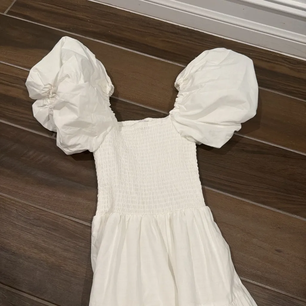 Petal & Pup White Maxi Dress with Puffed Sleeves - Image 2