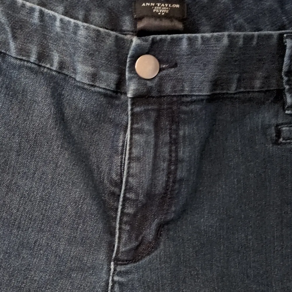 Ann Taylor Curvy Petite Jeans Size 12P - Image 3
