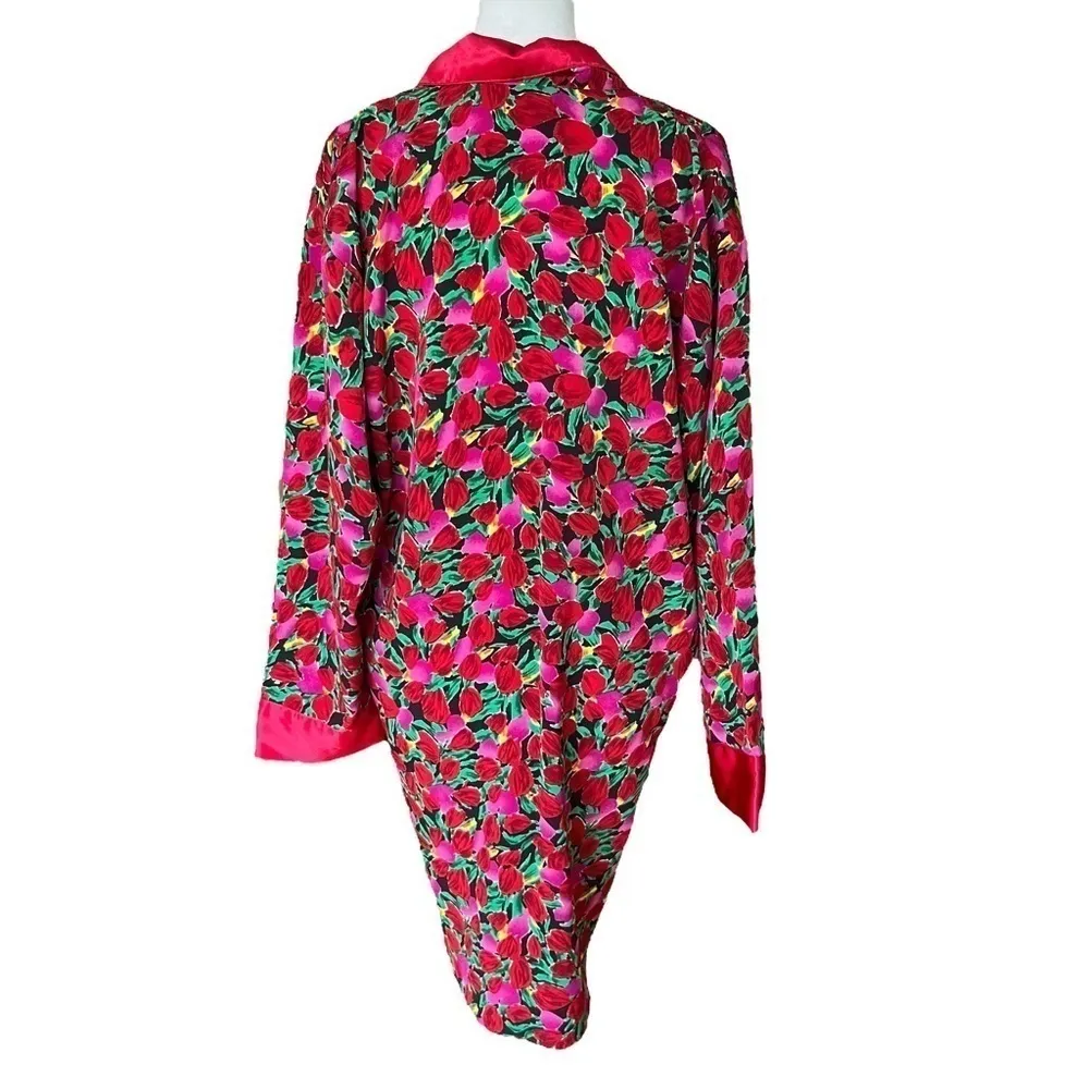 VICTORIA’S SECRET Gold Label Tulip Print Silky Sleep Shirt - Image 4