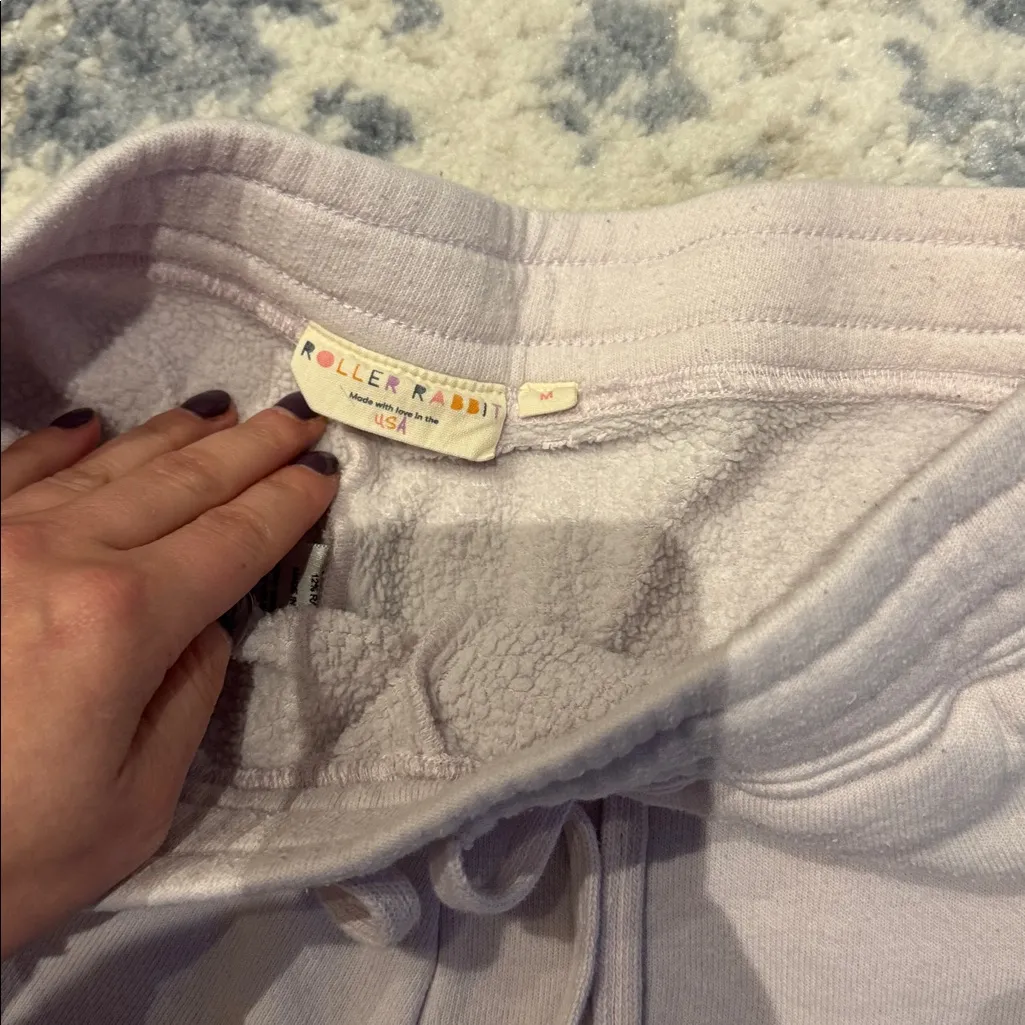 Roller rabbit light pink sweat shorts - Image 3