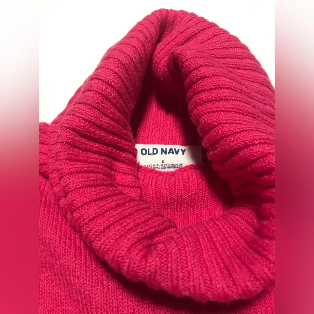 Old Navy Women’s Hot Pink Turtleneck Knit Sweater Size S - Image 3