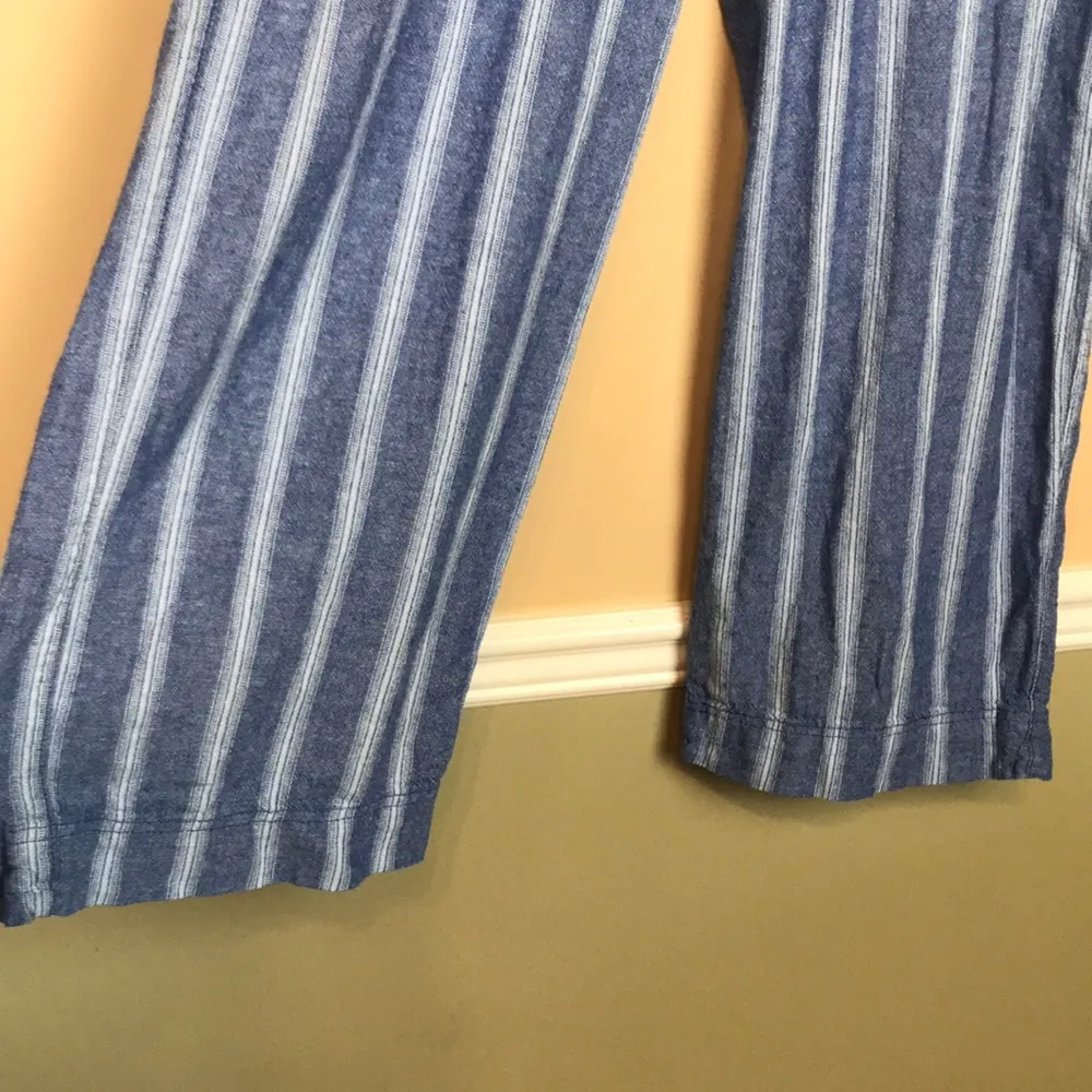 Old Navy Women’s Linen Blend High-Rise Wide Leg Striped Blue White Pants - Image 3