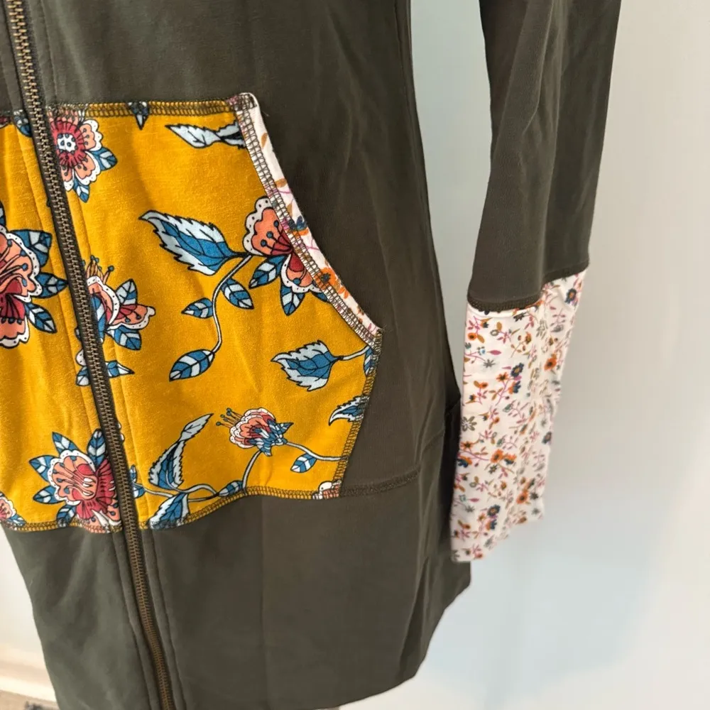 Matilda Jane Choose Your Own Path Patches of Light Hoodie Zip Up Size Medium - Image 7