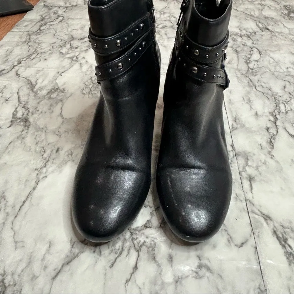 A2 By Aerosoles Octave Bootie Black Studded Ankle Boot Boots size 10 - Image 2