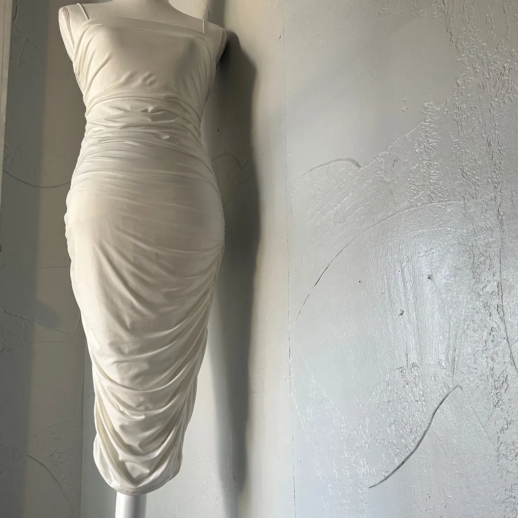 Windsor Strapless White Dress - Image 7