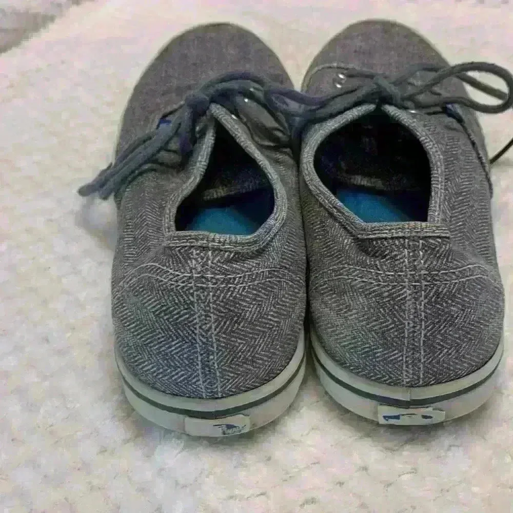 Vans off the walls grey and whites women’s sz 8 men’s sz 6.5 *flaws casual comfy - Image 5