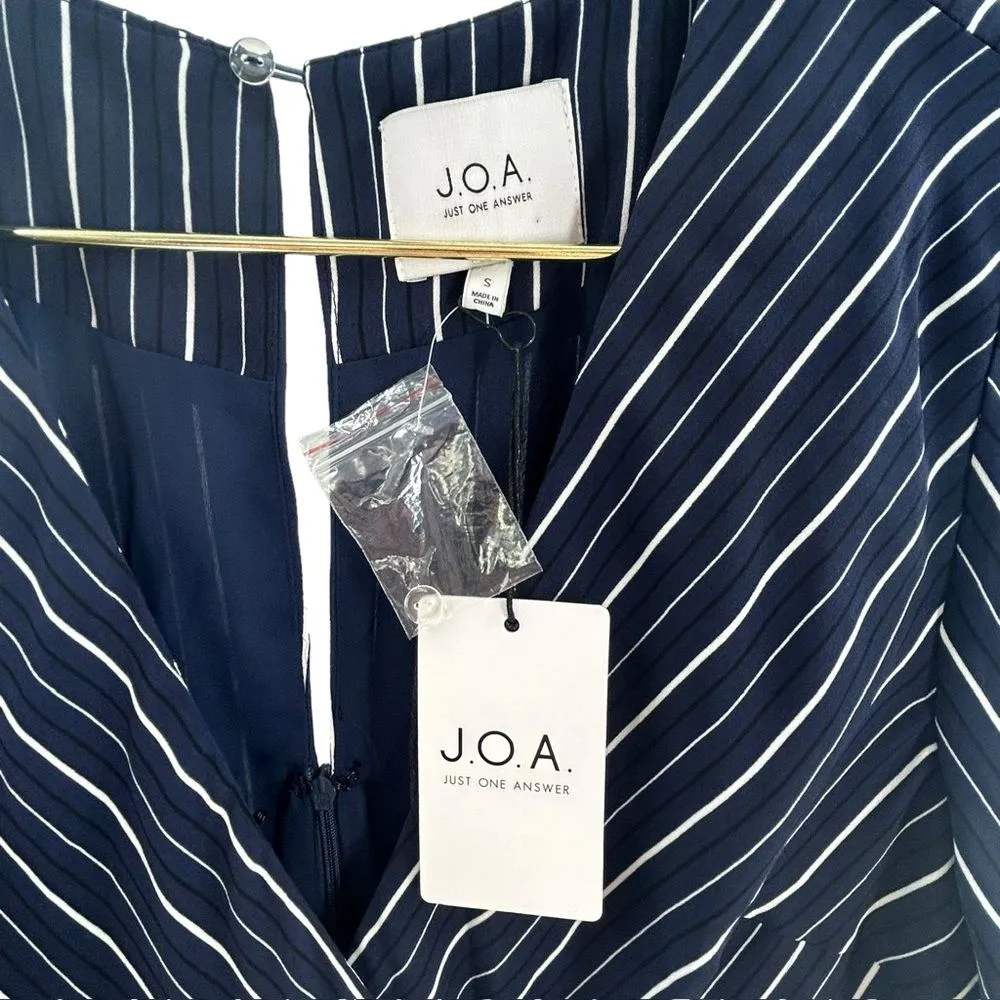 Revolve J.O.A. Women’s S‎ Short Sleeve Wide Leg Jumpsuit Navy Blue Stripe Belted - Image 3