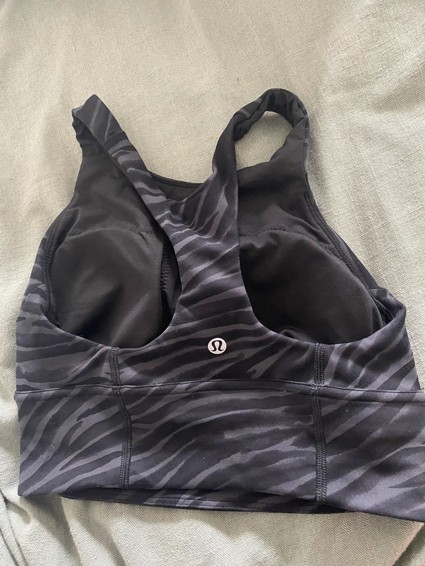 Lululemon Wunder Train Long-Line Bra - Image 4