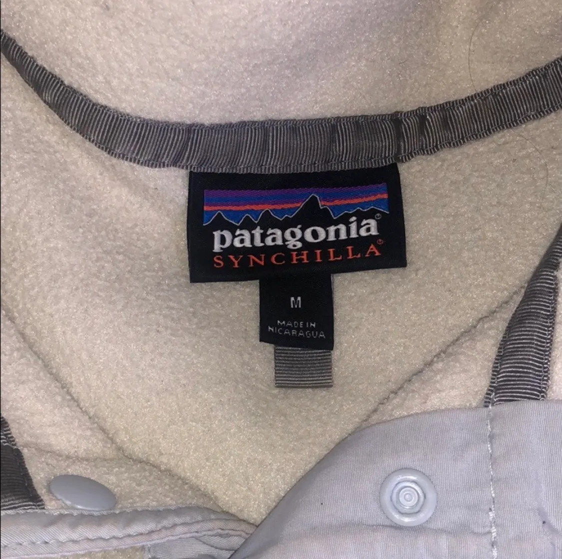 Patagonia 1/4 button up - Image 5