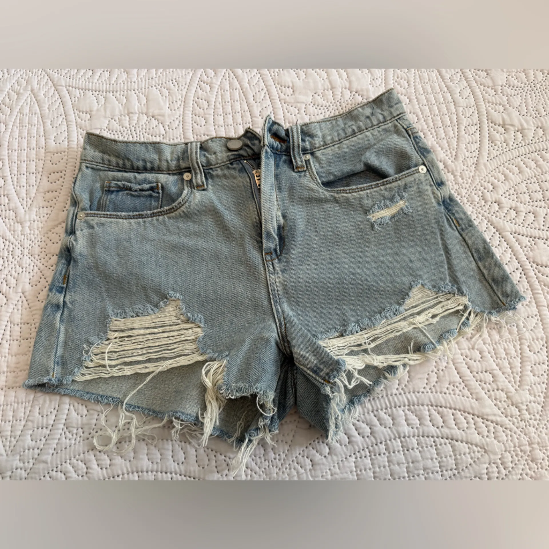 Blank NYC Vintage High-Rise Short - Image 5