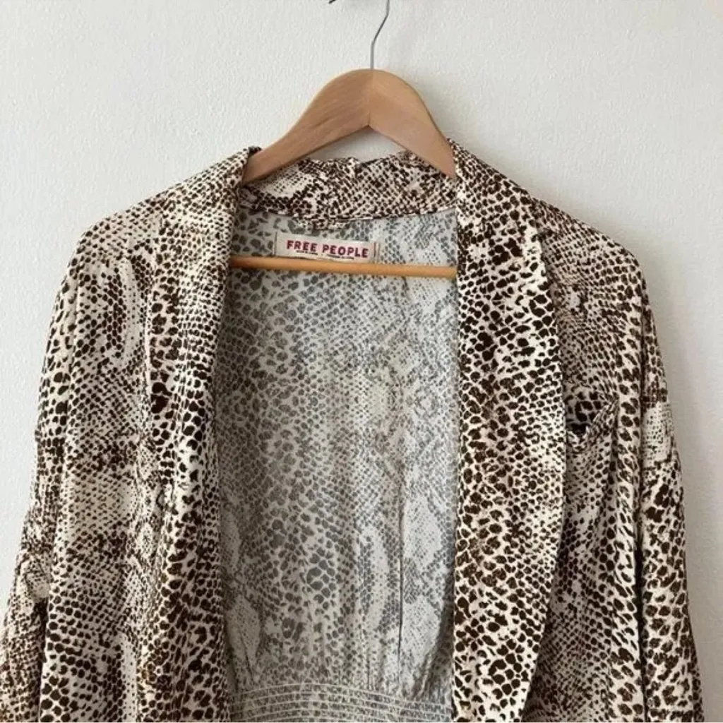 Free People Wild‎ Nights Snake Print Kimono Duster Brown Size S - Image 4