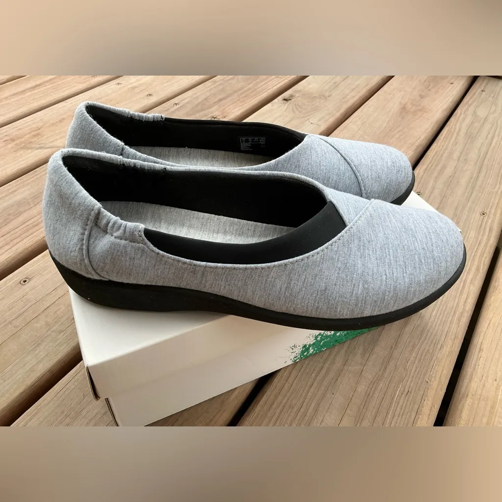 Soft CLARKS loafers in WIDER WIDTH 🌸🌸 - Image 10