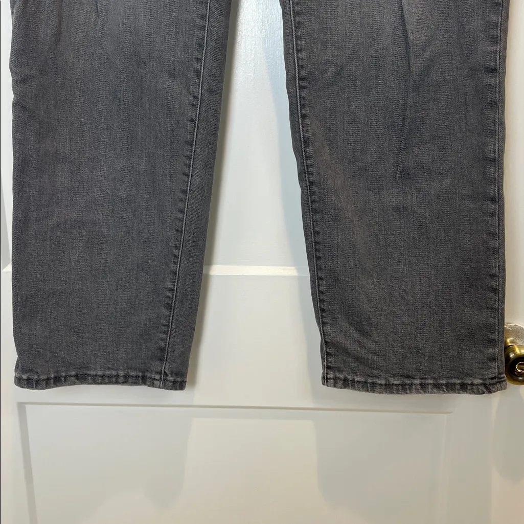 Old Navy Women's Gray Hi rise O.G. Loose jeans size 14 Tall. - Image 6