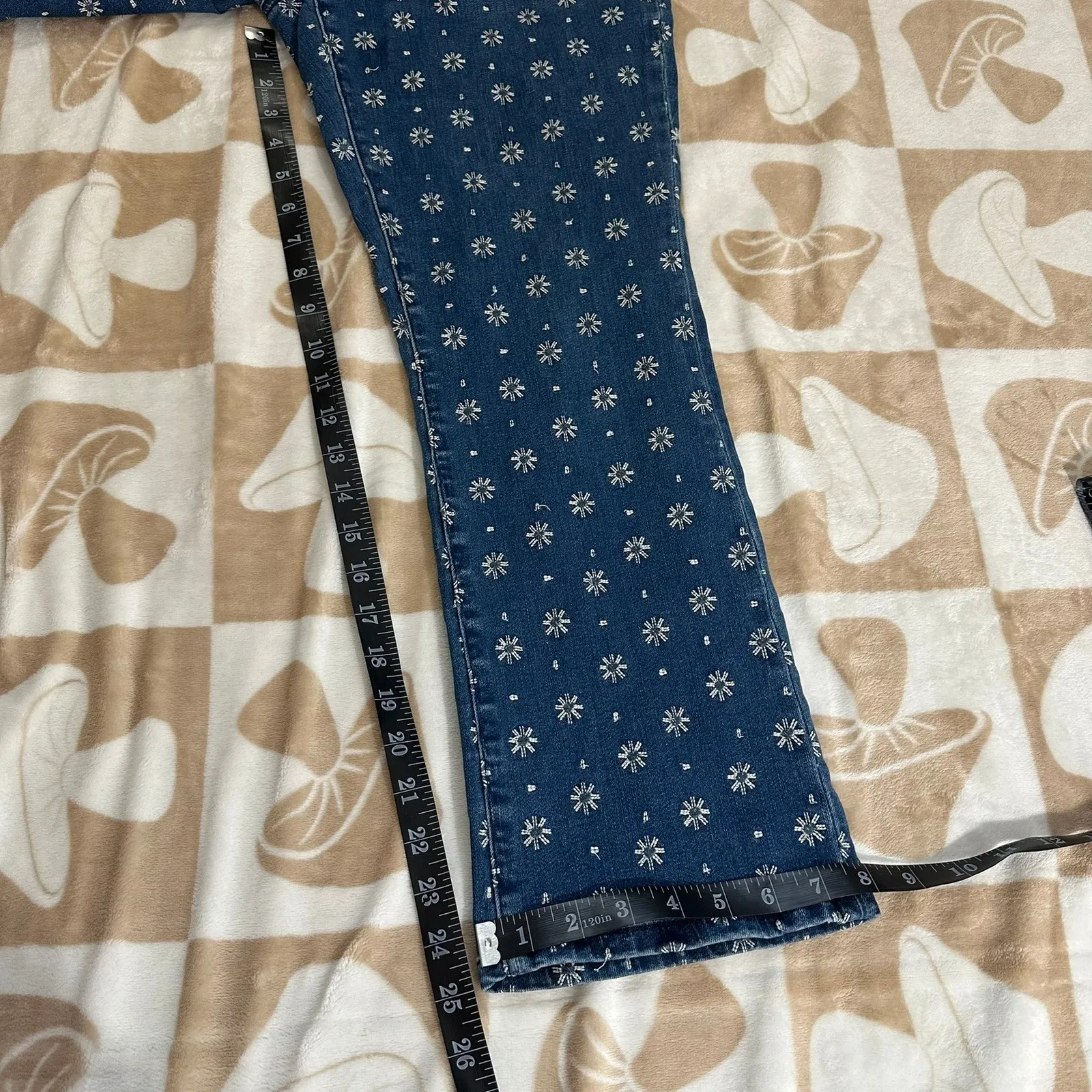 Pilcro and the Letterpress | High Rise Bootcut Jeans Floral Embroidery | 31" - Image 9