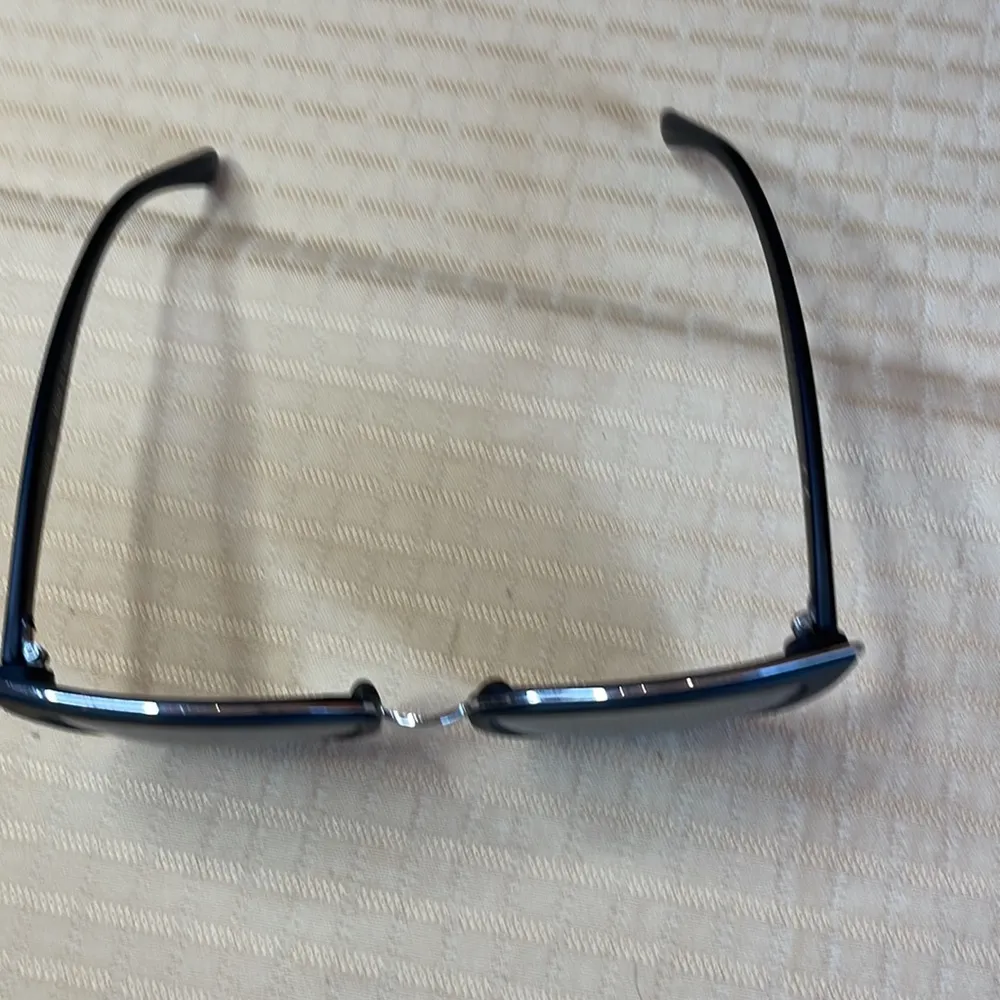 Cotton On sunnies - Image 5