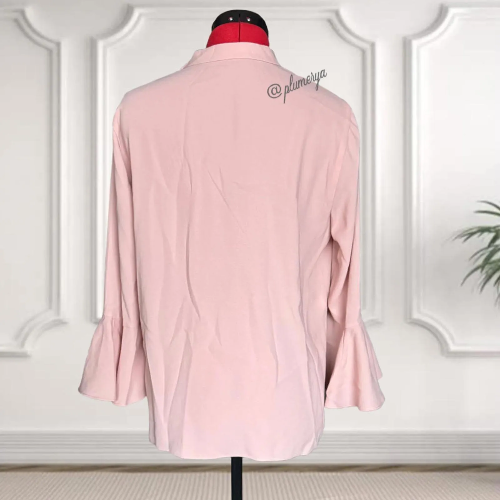 BCBGMAXAZRIA Cayleigh Ruffle Top in Tea Rose Size M - Image 3