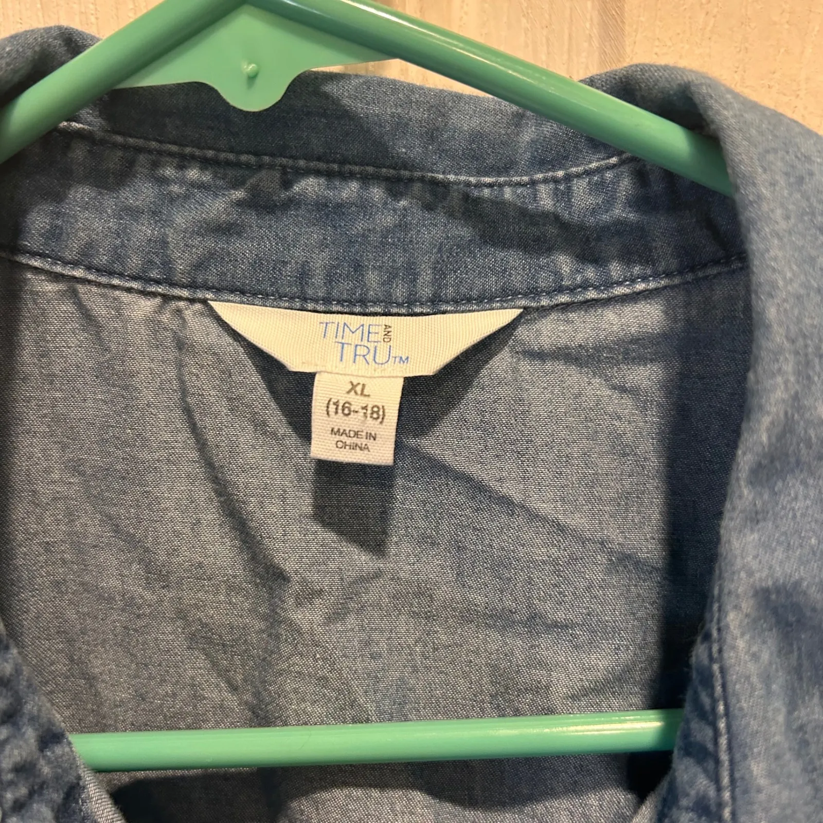 Time Tru‎ Women Chambray Button Up Tiered Short Sleeve Top XL (16 - Image 2