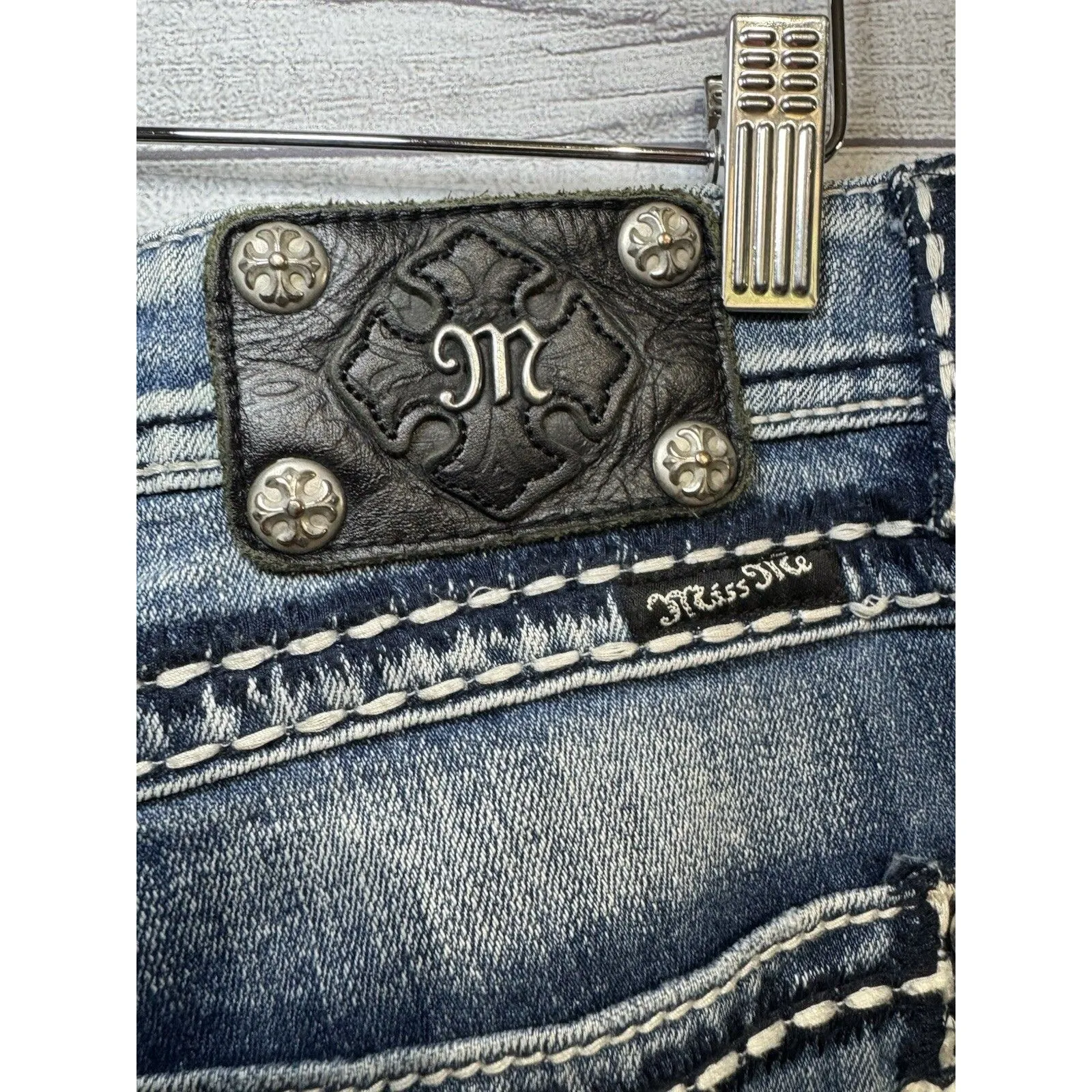 Miss Me Jeans Womens Size 28 Boyfriend Distressed Mid Rise  Denim Jeans - Image 6